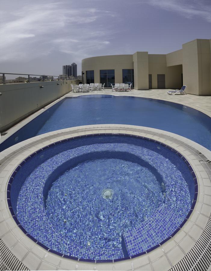 Almoayyed Suites Manama Exterior photo